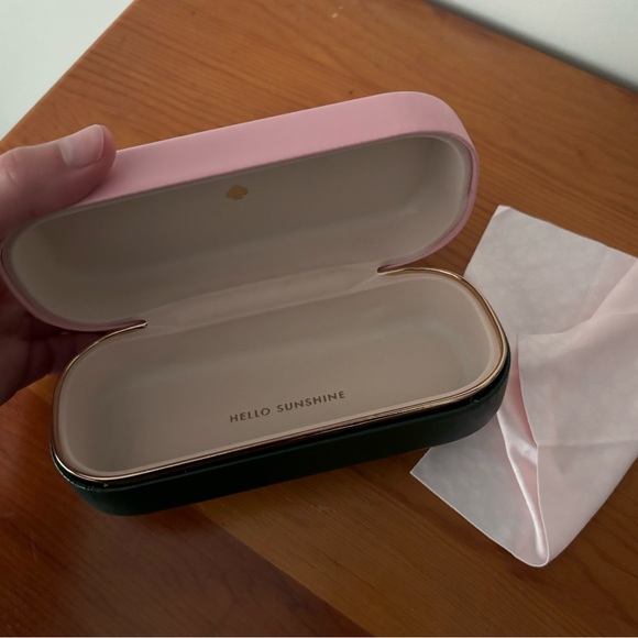 NWOT Kate Spade sunglass case - Picture 4 of 4